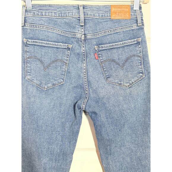 Levi's Premium 724 High Rise Straight Jeans, Women's Size 28 - Picture 6 of 7